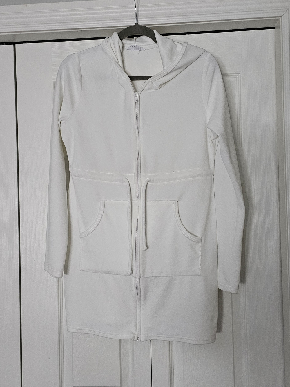 O'Neill White Hooded Pullover/coverup